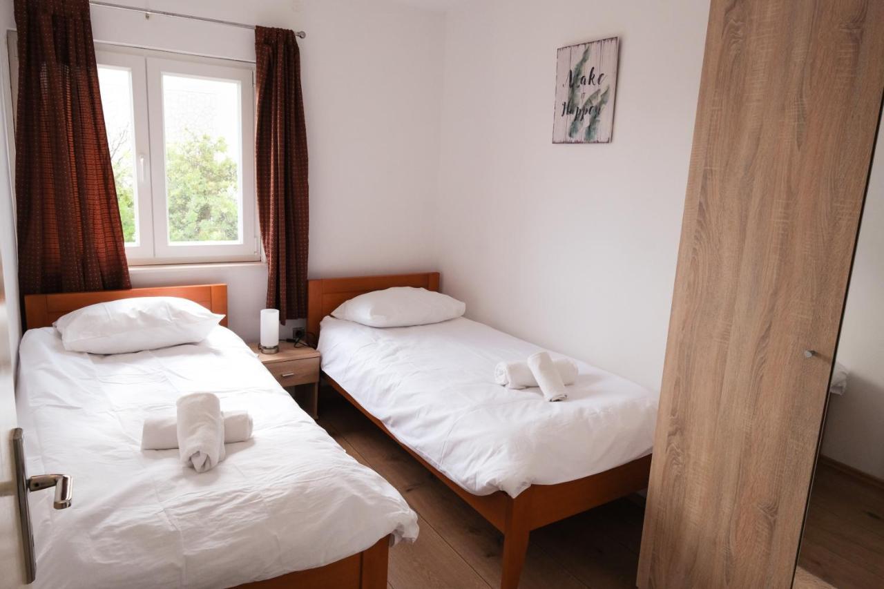 Apartment Nede Трогир Экстерьер фото